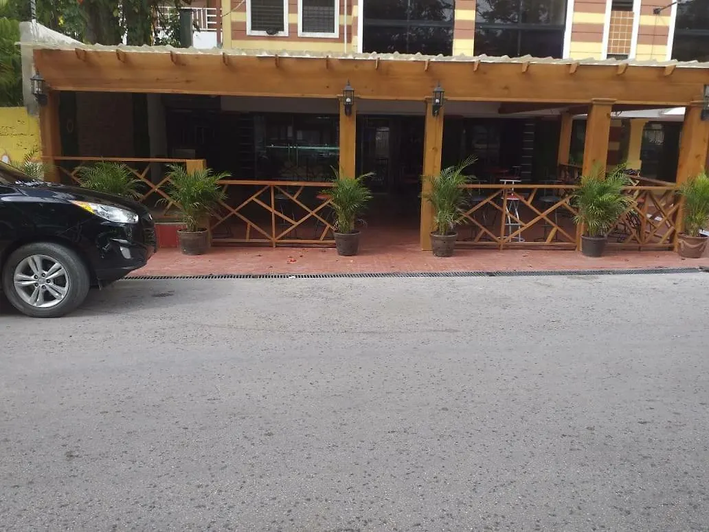 Aparthotel Hotel Megalodon Cuevas Dominikanische Republik